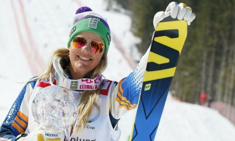 Frīstaila slēpošanas krosa zvaigzne Anna Holmlunda - Sportazinas.com
