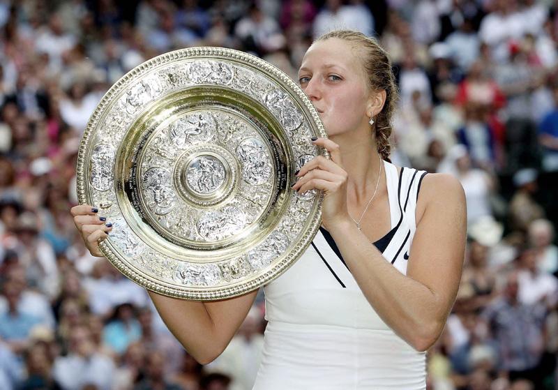 Divkārtējo Vimbldonas tenisa čempionāta uzvarētāju Petra Kvitova - Sportazinas.com Divkārtējo Vimbldonas tenisa čempionāta uzvarētāju Petra Kvitova - Sportazinas.com