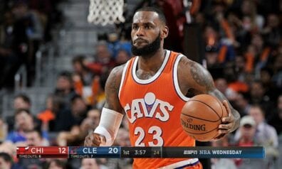 Sasirgušais Džeimss neglābj “Cavaliers” no zaudējuma “Bulls” (+VIDEO)