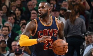 NBA: “Cavaliers svarīga uzvara”; Vestbrukam pietrūkst viena atlēkusī bumba līdz rekordam (VIDEO)