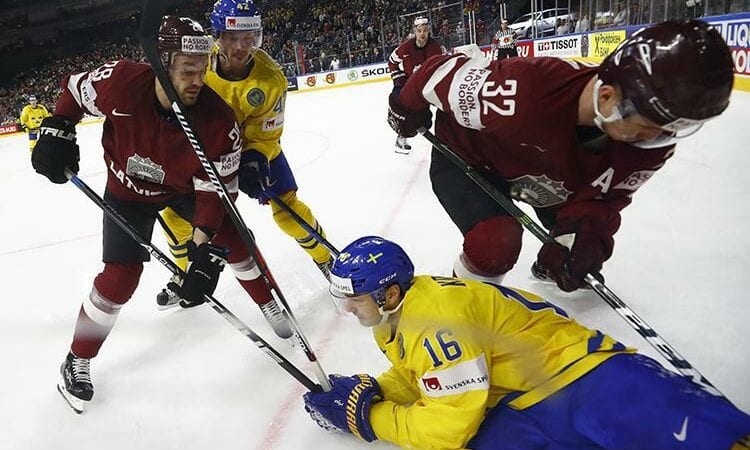 Zemgus Girgensons 2017 IIHF World Championship