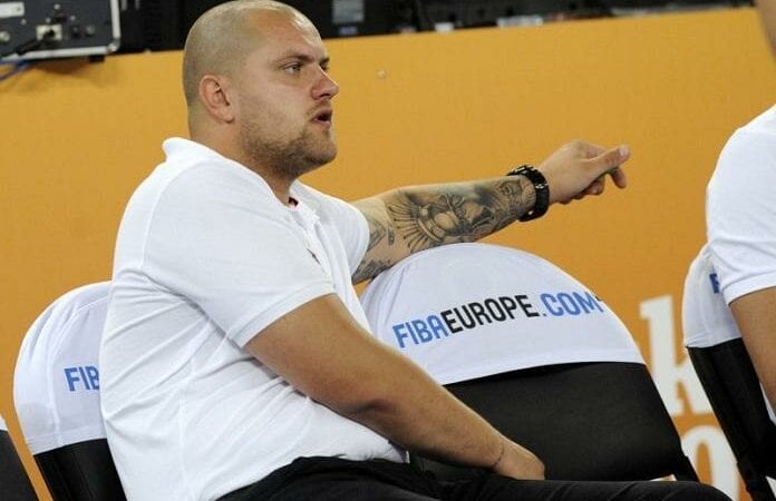 Artūrs Štālbergs, Sportazinas.com