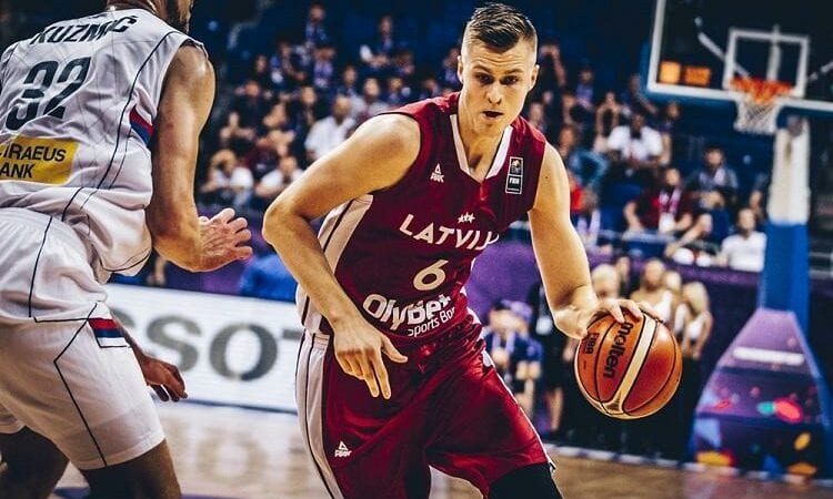 Kristaps Porziņģis, Sportazinas.com