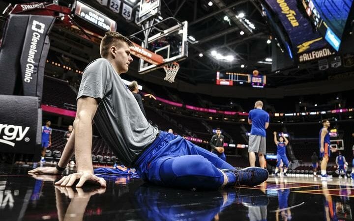 Kristaps Porzingis Sportazinas.com