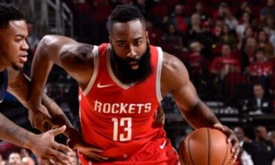 “Rockets” piektā uzvara pēc kārtas; Bola “tripple double” neglābj no zaudējuma “Bucks”