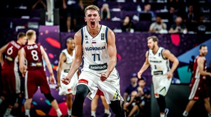 Luka Dončičs, www.sportazinas.com