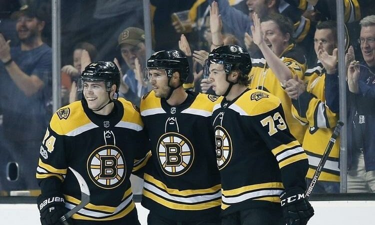 Bostonas Bruins, Sportazinas.com