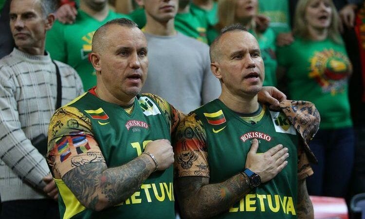 Brāļi Macji, Sportazinas.com