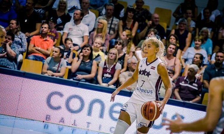 Latvijas sieviešu basketbola izlase, Elīna Babkina, Sportazinas.com