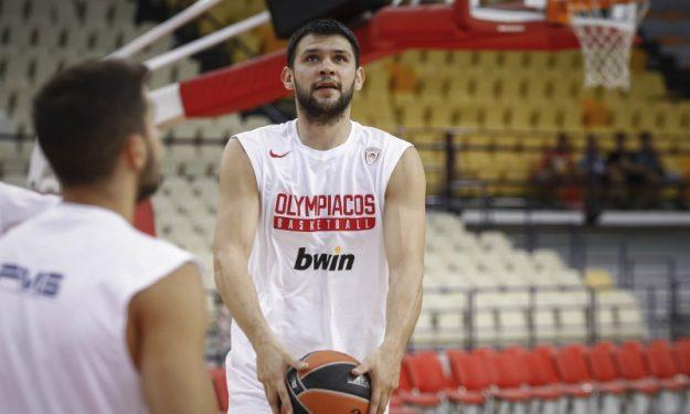 Kostas Papanikolaou, Sportazinas.com