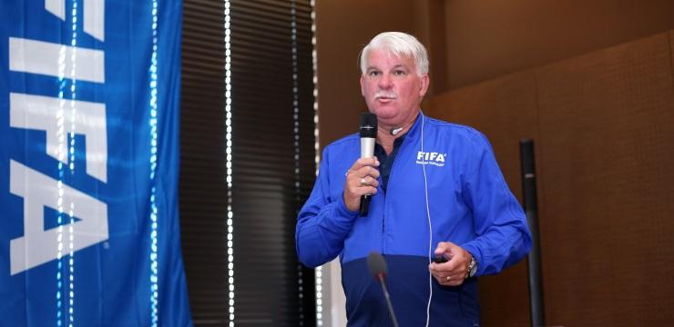 Alans Snoudijs, Sportazinas.com