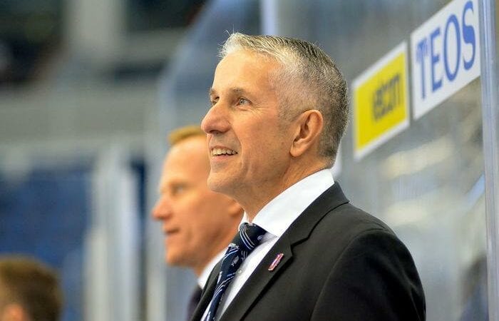 Bobs Hārtlijs, Sportazinas.com