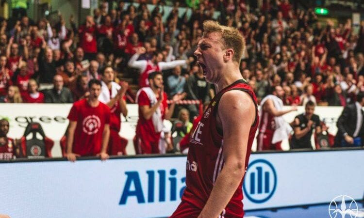 Artūrs Strautiņš, www.sportazinas.com