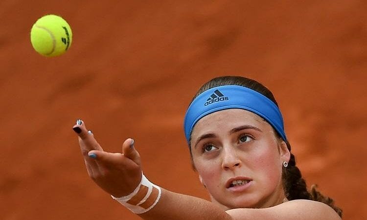 Aļona Ostapenko, www.sportazinas.com