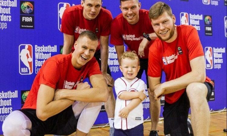 Kristaps Porziņģis, Dairis Bertāns, Dāvis Bertāns, Rodions Kurucs, www.sportazinas.com