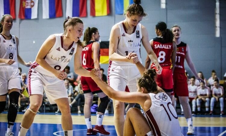 Latvijas U20 basketbolistes, www.sportazinas.com