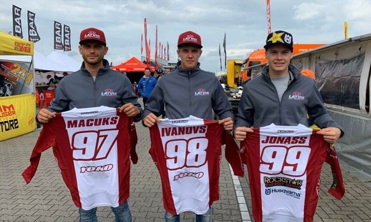 Toms Macuks, Dāvis Ivanovs, Pauls Jonass, www.sportazinas.com