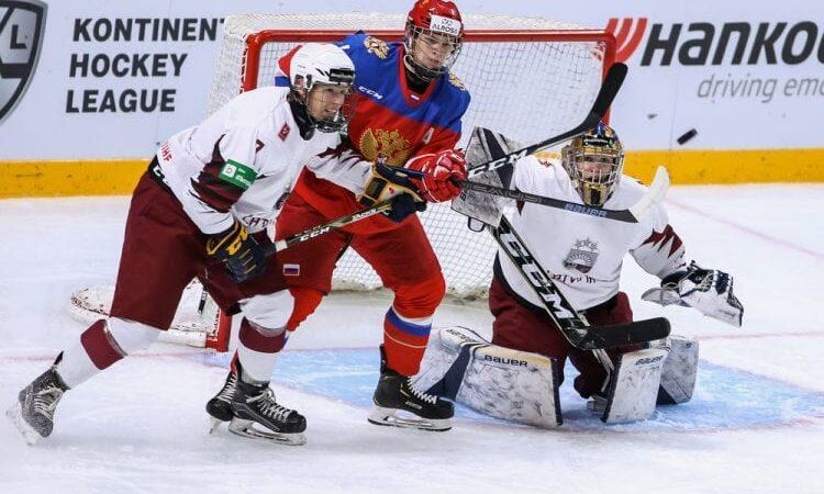 Latvijas U18 hokejisti, www.sportazinas.com