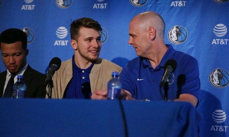 Luka Dončičs, Riks Kārlails, www.sportazinas.com