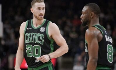 “Celtics” piedzīvo ļaunu murgu un uz ilgu laiku zaudē vienu no līderiem (VIDEO)