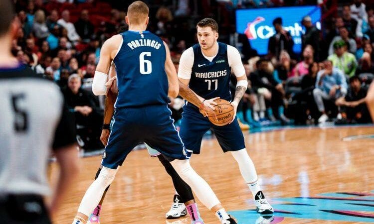 Kristaps Porziņģis un Luka Dončičs, www.sportazinas.com