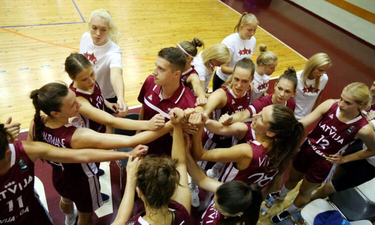 Latvijas sieviešu basketbola izlase