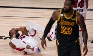 Lebrona 33 punkti un 0 kļūdas kaldina “Lakers” 2-0 pārsvaru pret novājināto “Heat” (VIDEO)