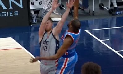 Durants jaudīgi “pārdanko” pāri Bertānam un iekļūst NBA topā