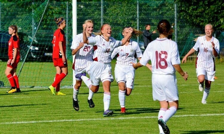 Latvijas U17 futbolistes