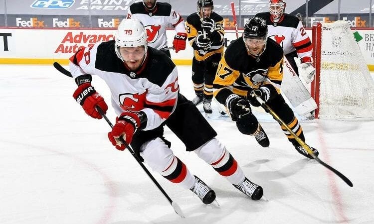 Devils pret Penguins