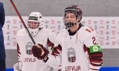 U18 hokeja izlases uzbrucējs Anrī Ravinskis