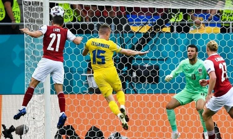 Austrijas un Ukrainas futbola izlases