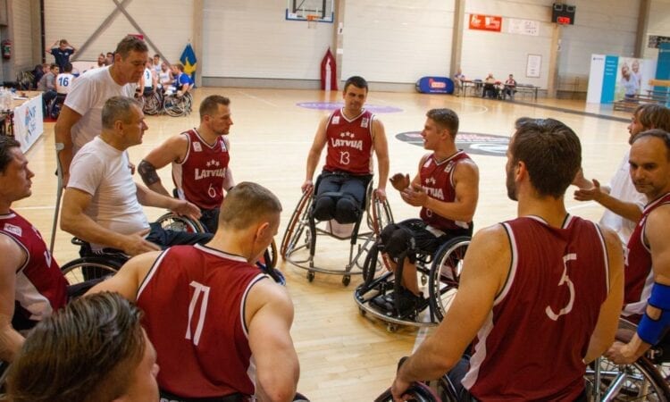 Latvijas ratiņbasketbola izlase