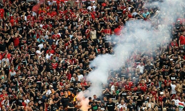 Skatītāju Budapeštas stadionā