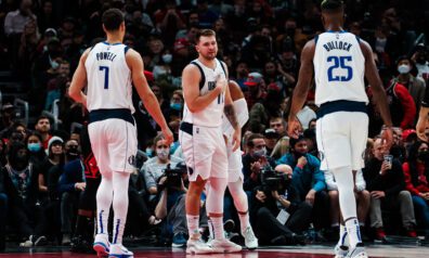 “Mavs” spēlētāji dienu pirms spēles savā brīvdienā trenējuši metienus, nevis atpūtušies