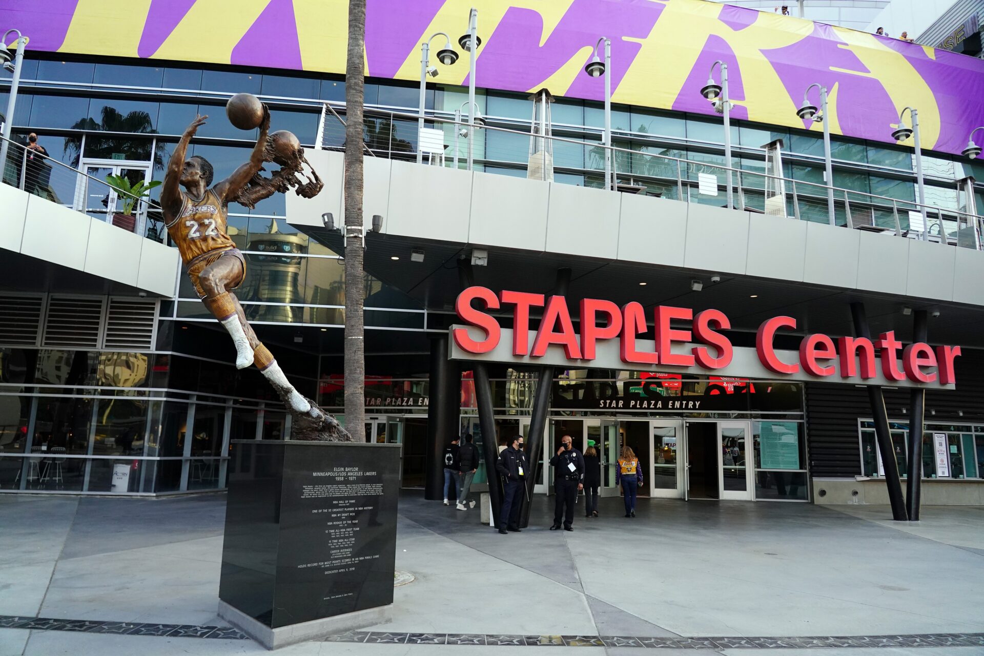 “Staples Center” arēnai tiks mainīts nosaukums