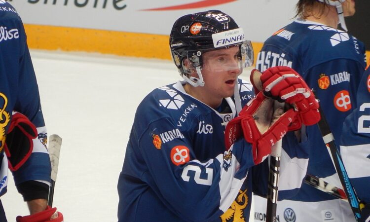 Sakari Maninens