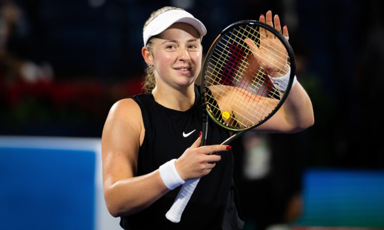 Aļona Ostapenko