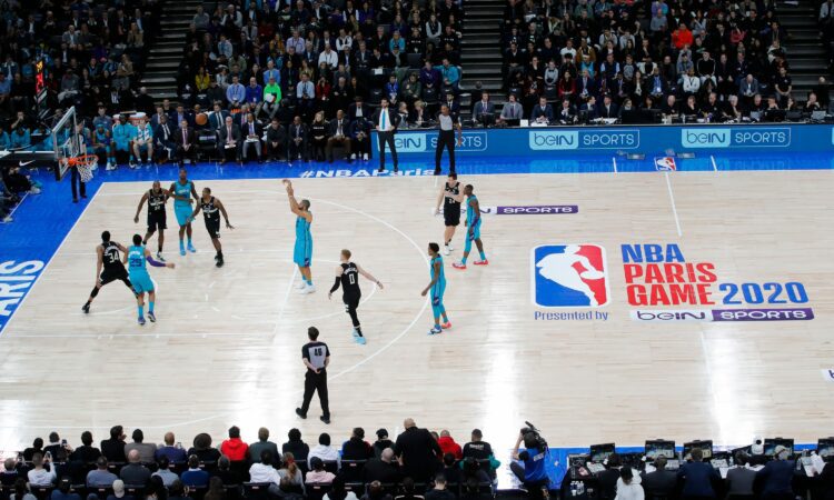 NBA mačs Parīzē