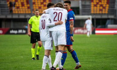 Jānis Ikaunieks un Roberts Uldriķis