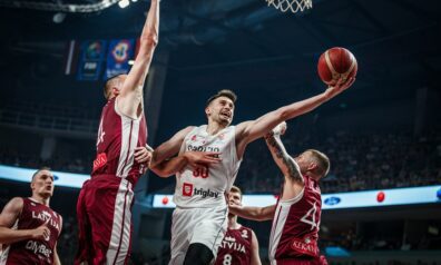 Latvijas basketbola izlase aizsardzībā