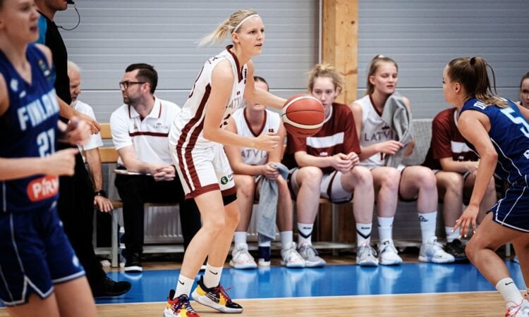 Latvijas U20 sieviešu basketbola izlase