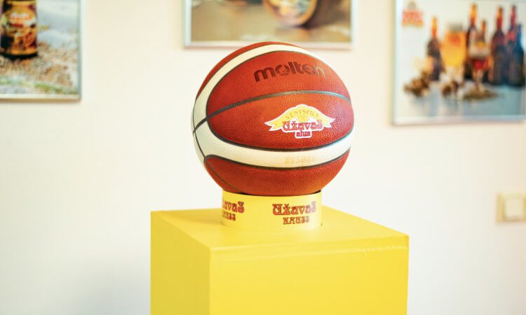 Basketbola bumba