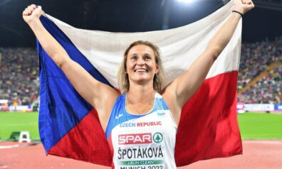 Barbora Špotākova