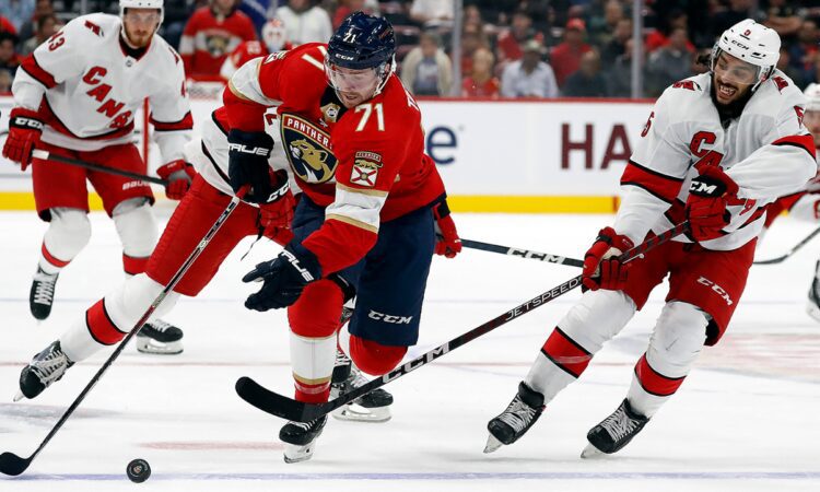 Floridas Panthers un Karolīnas Hurricanes