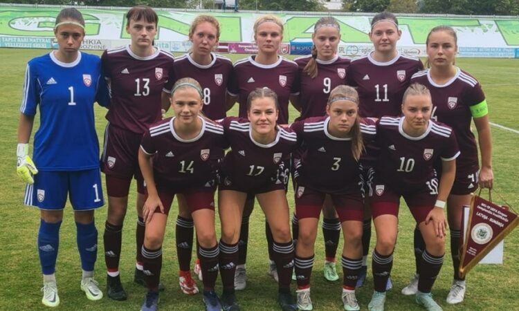 Latvijas U19 meiteņu futbola izlase