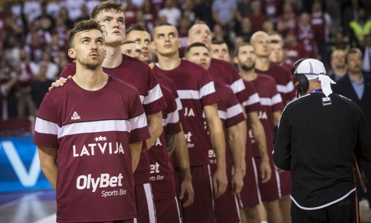 26.08.2021, Riga, Arena Riga, Olympic Qualification: Italy - Latvia,  goalkeeper Ivars Punnenovs (Latvia) look the game Jersey details in memory  of Matiss Kivlenieks. (Photo by Jari Pestelacci/Just Pictures/Sipa USA  Stock Photo 