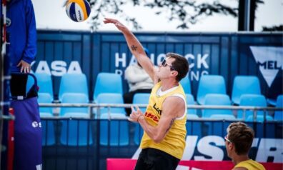 Pļaviņš duetā ar angli iekļūst “King of the Court” finālā, tomēr zaudē