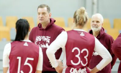 Gundars Vētra un Latvijas sieviešu basketbola izlase