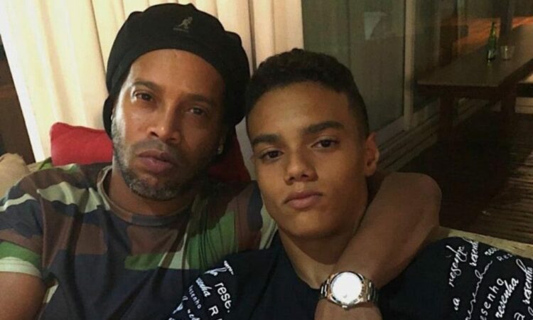 Ronaldinju ar dēlu